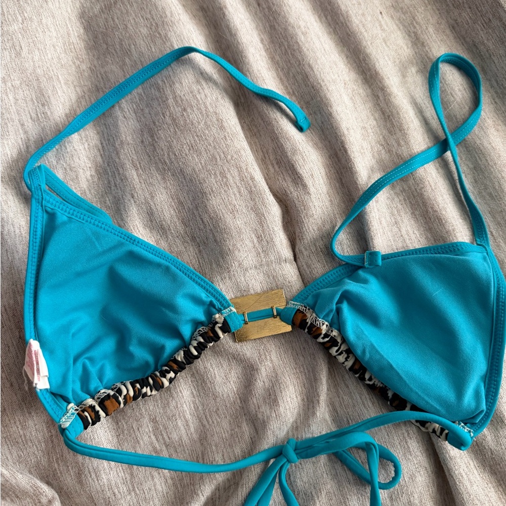 Leopard Print Bikini Top with Turquoise Accents - Picture 5 of 5